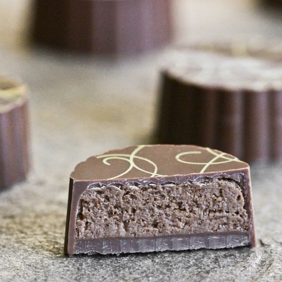 Gaminys su riešutine pasta ir traškiais "Pralin Delicrisp Classic"